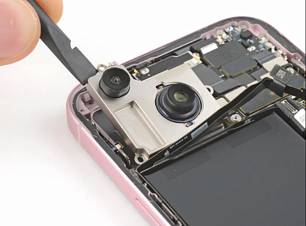 Замена основной камеры на iPhone 15
