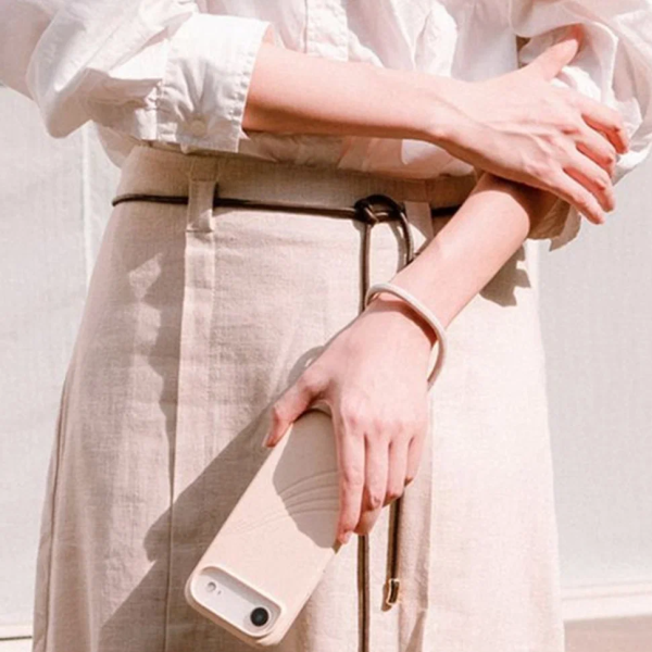 Чехол Uniq COEHL Strap series Serina Cloud Pink (MagSafe) для iPhone Air