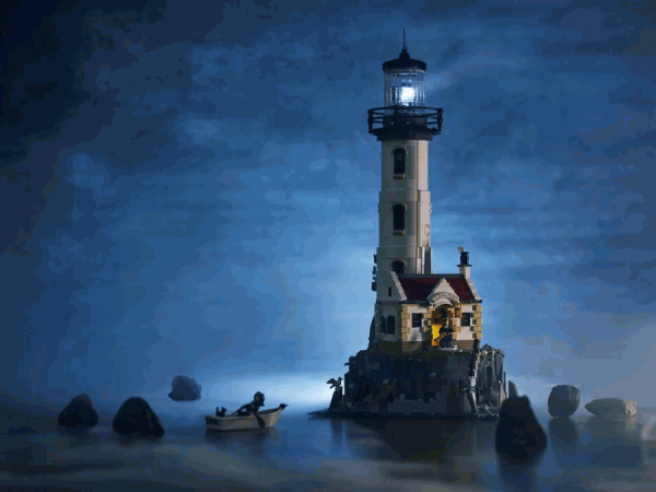 Конструктор LEGO Icons - Моторизированный маяк (21335)