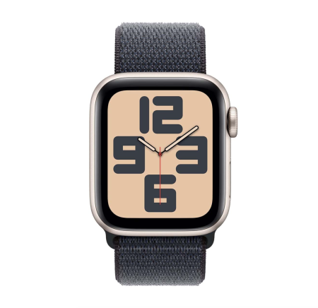 Apple Watch SE (2024), 40 мм корпус из алюминия цвета «Starlight», ремешок Sport Loop цвета «Ink»